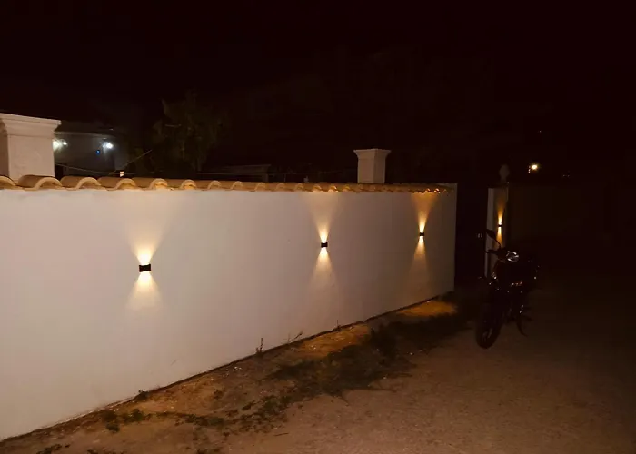 Relaxrooms, With 2 Single Beds آغيوس غيوريوس