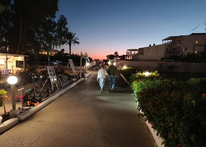 Relaxrooms, With 2 Single Beds *